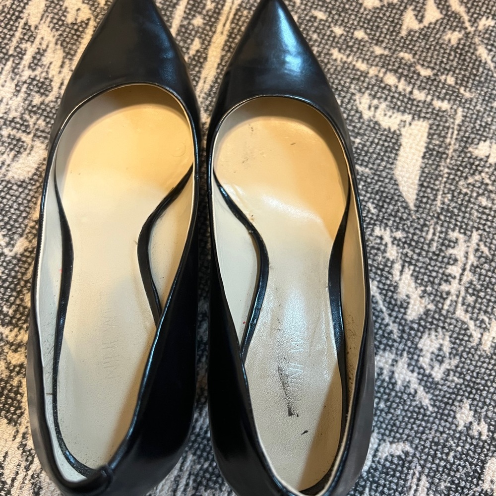 Black Pump - image 2